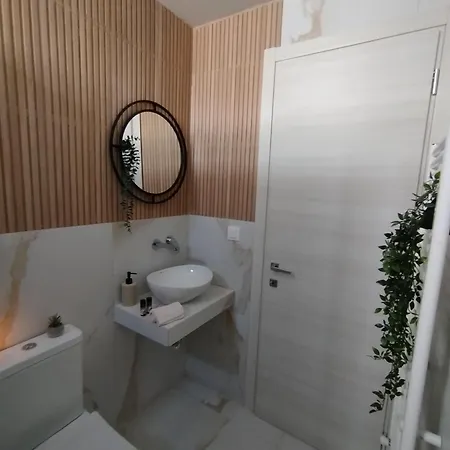 Marine Sea View كافالا